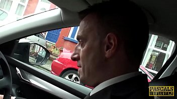 Опытный трахер приехал ебать Лондонскую самку